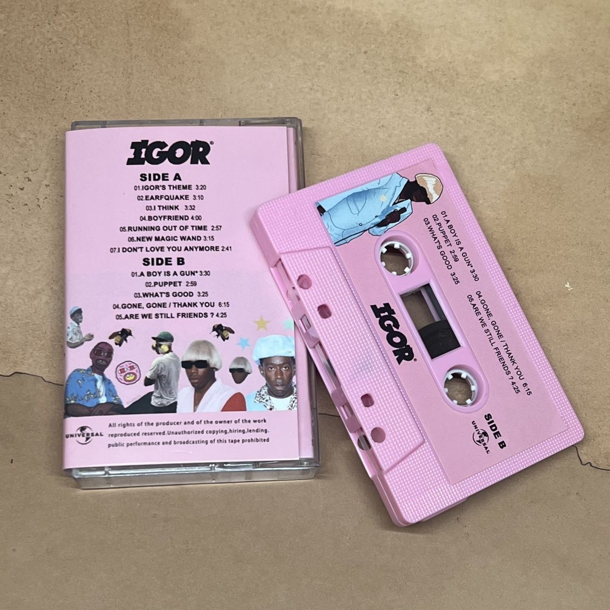 ツートンピンクのカセットテープ ヒップホップ ラップミュージ - Audio Music Hip Hop のレビューと価格