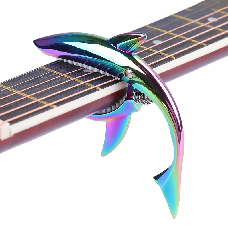 メタルシャークギターカポ亜鉛合金製、ベース、アコースティック - Guitar Capo Clip のレビューと価格